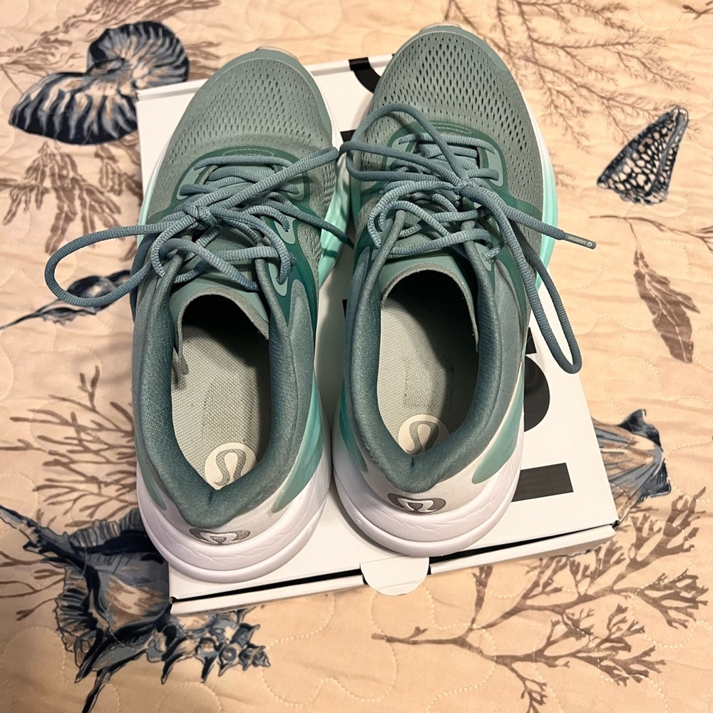 Lululemon tennis shoes worn a handful of times